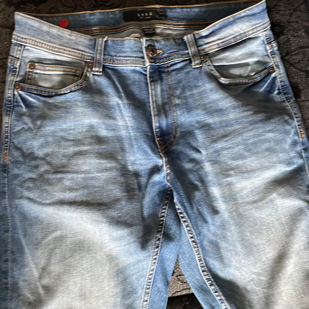 Jeans från smog väldigt bra skick priset kan diskuteras vid snabb affär . Jeans & Byxor.