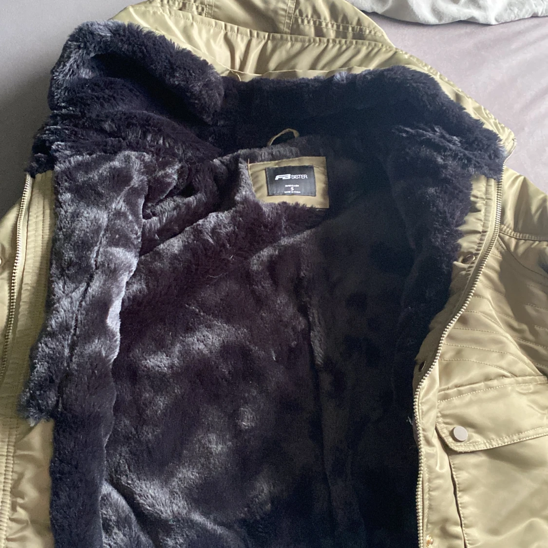 Fb sister jacka - 91