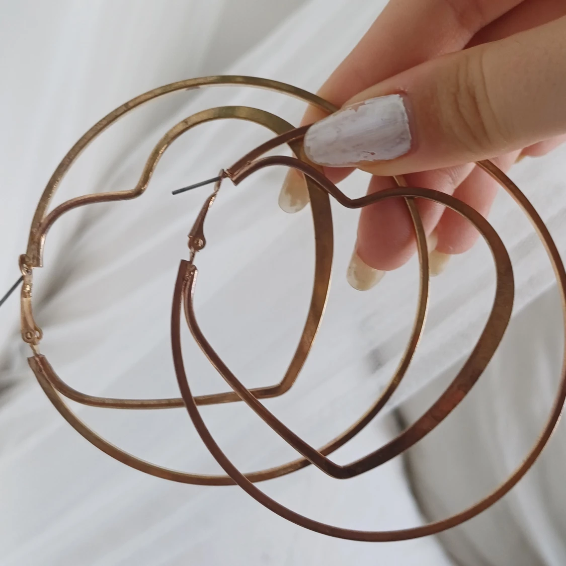 Fina med hjärtan. GULDFÄRG