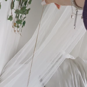 Guldfärgad fotlänk. - Lika mycket använd som den andra fotlänken ja säljer så samma pris o samma mått