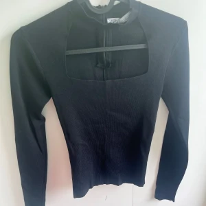 Topp - Superfin topp med urringning 