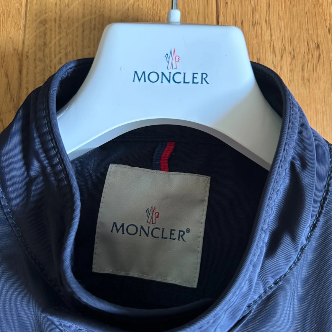 Moncler jacka - 90
