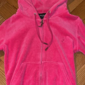 Rosa jucy hoddie - Nästan aldrig använt