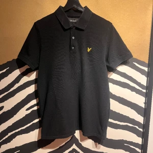 Lyle & Scott Pike - Pike tröja nästan helt ny