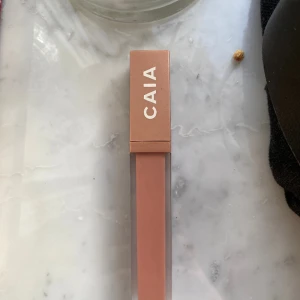 Liquid lipstick läppglans rosa caia  - Läppglans från caia inte använt