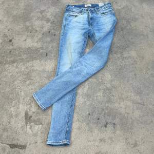 Jack & Jones jeans, 9/10 skick. Sitter riktigt bra🌟 Storlek S  