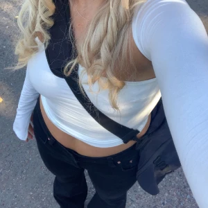 Topp - Säljer denna topp pågrund av för liten storlek. 