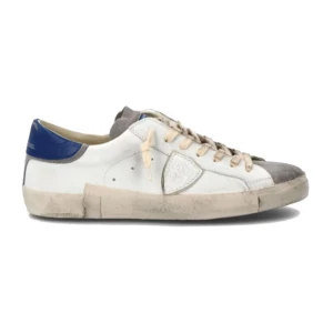 Söker Phillipe model - Hej! Är ute efter ett par phillipe model skor i denna färg i storlek 42. Kan betala upp emot 2100 beroende på skick