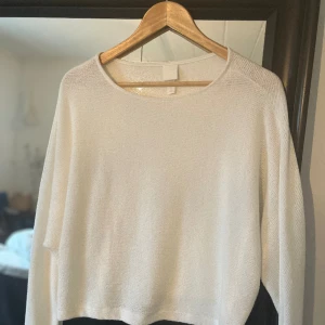 Vit tröja - Stickad tröja från hm! Storlek m men passar xs/s