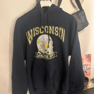 Hoodie  - Bra skick, lite oversized 