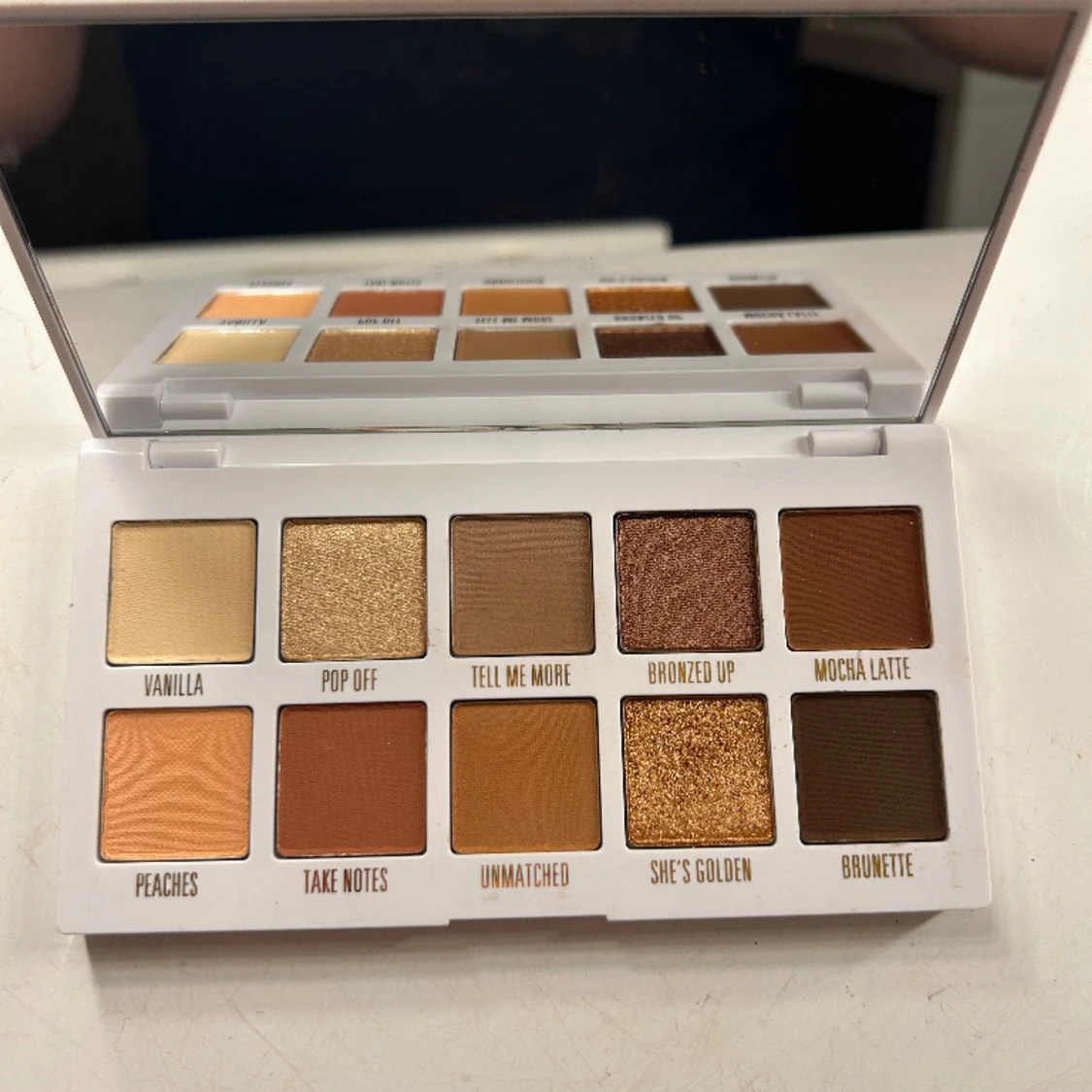 Kylie Jenner ögonspalett - 90