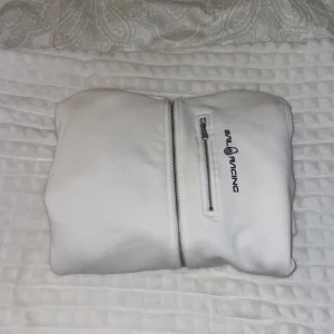 Sail racing kofta - Ings defekter! Använder den inte💕