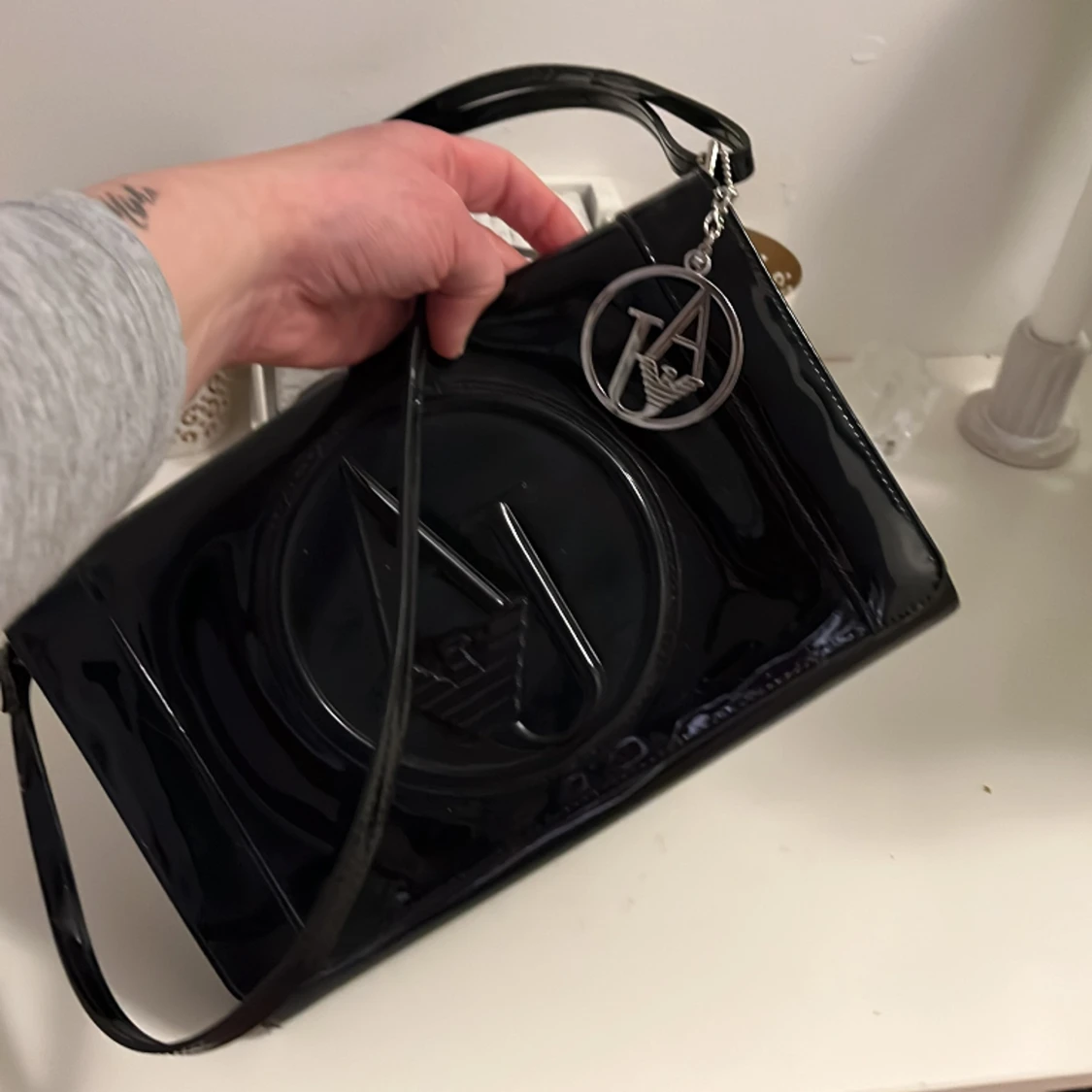 Svart Armani Jeans väska  - 90