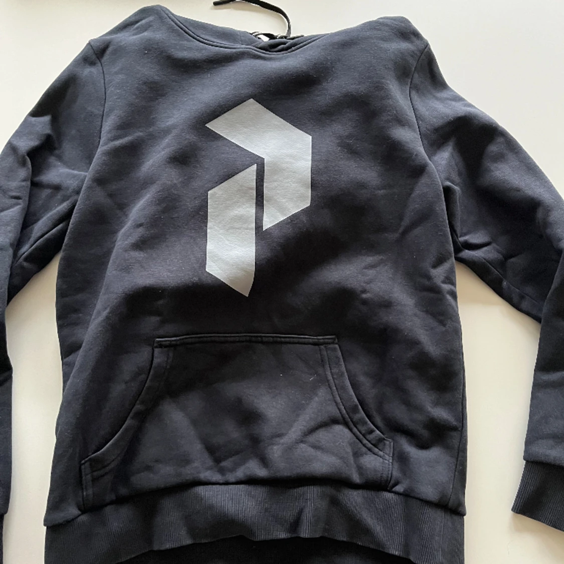 Peak Perfomance Hoodie - 90