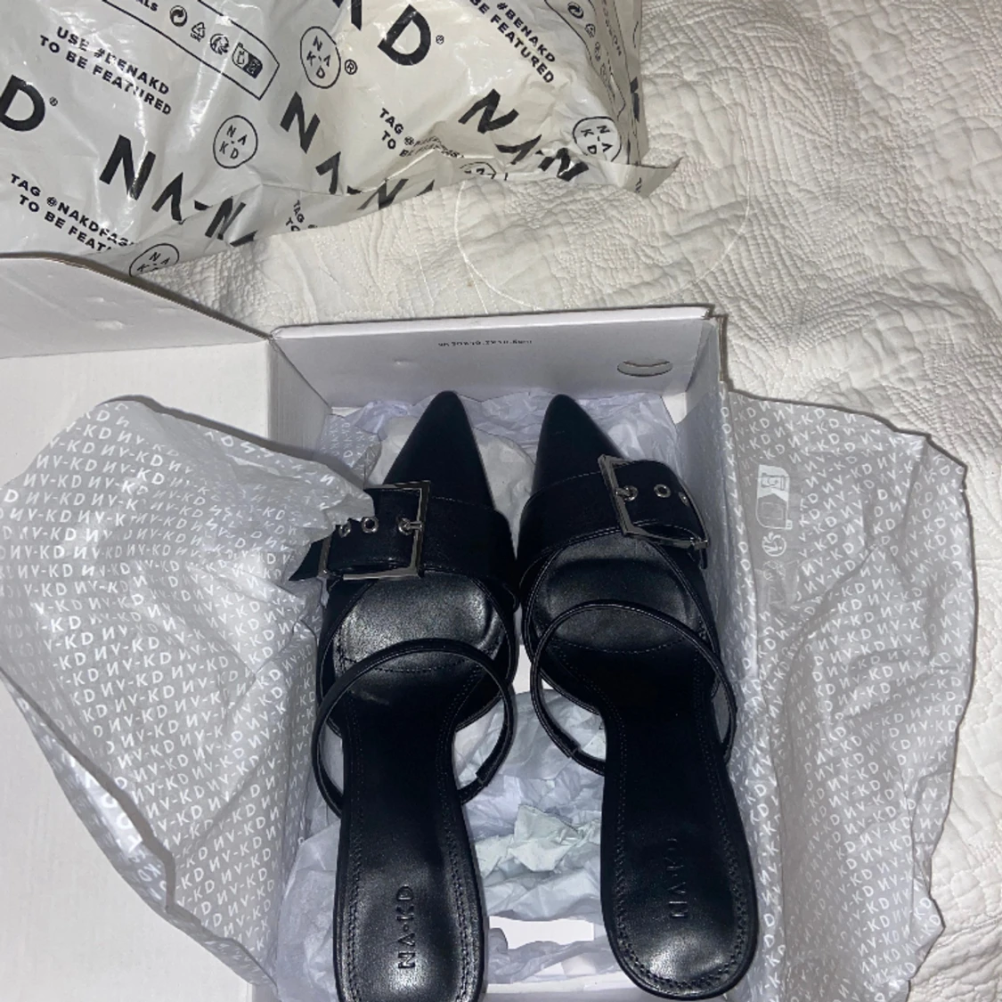 Klackskor med spännen - 90