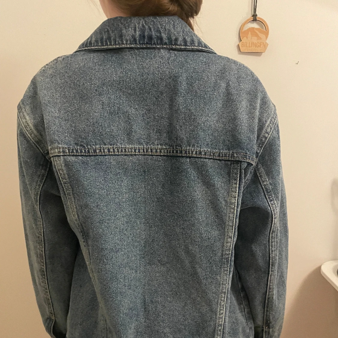 Jeansjacka i nyskick - 90