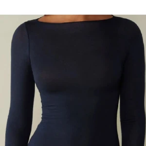 Intimissmi  - Super snygg intimissimi tröja, marin blå och inga defekter❤️