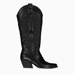 Cowboy boots  - Säljer dessa fina cowboy boots i storlek S! Inga defekter, precis nya!🫶🏻skriv för fler bilder!