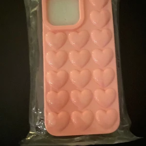 Spellcase 14 PRP MAX - Säljer ett helr nytt skal (ff i sin förpackning)  från Spellcase då jag beställde fel size.