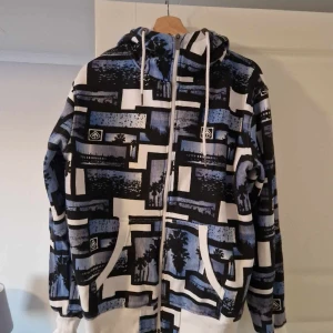 Warp tröja  - Warp tröja med blixtlås, strl L. 