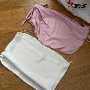 2 toppar  - Två toppar säljes inte separat ! 