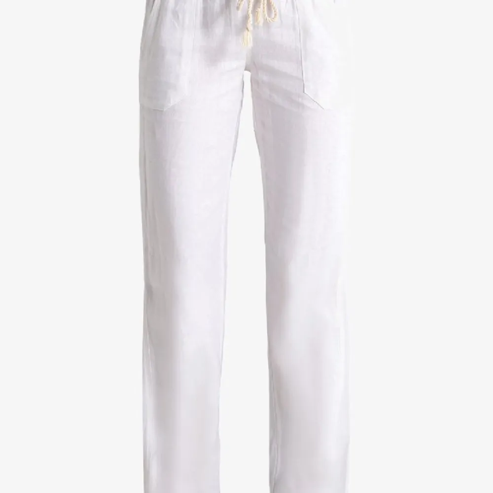 Fantastiskt skick, inga defekter eller så💕kan byta mot Alobha label linnebyxor i Xs❤️HELT SLUTSÅLDA 🤩. Jeans & Byxor.