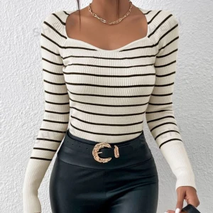 Tröja  - Aldrig använde! Nypris 179kr