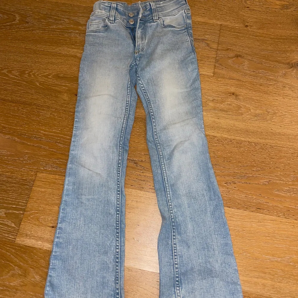 Low waist jeans blåa . Jeans & Byxor.