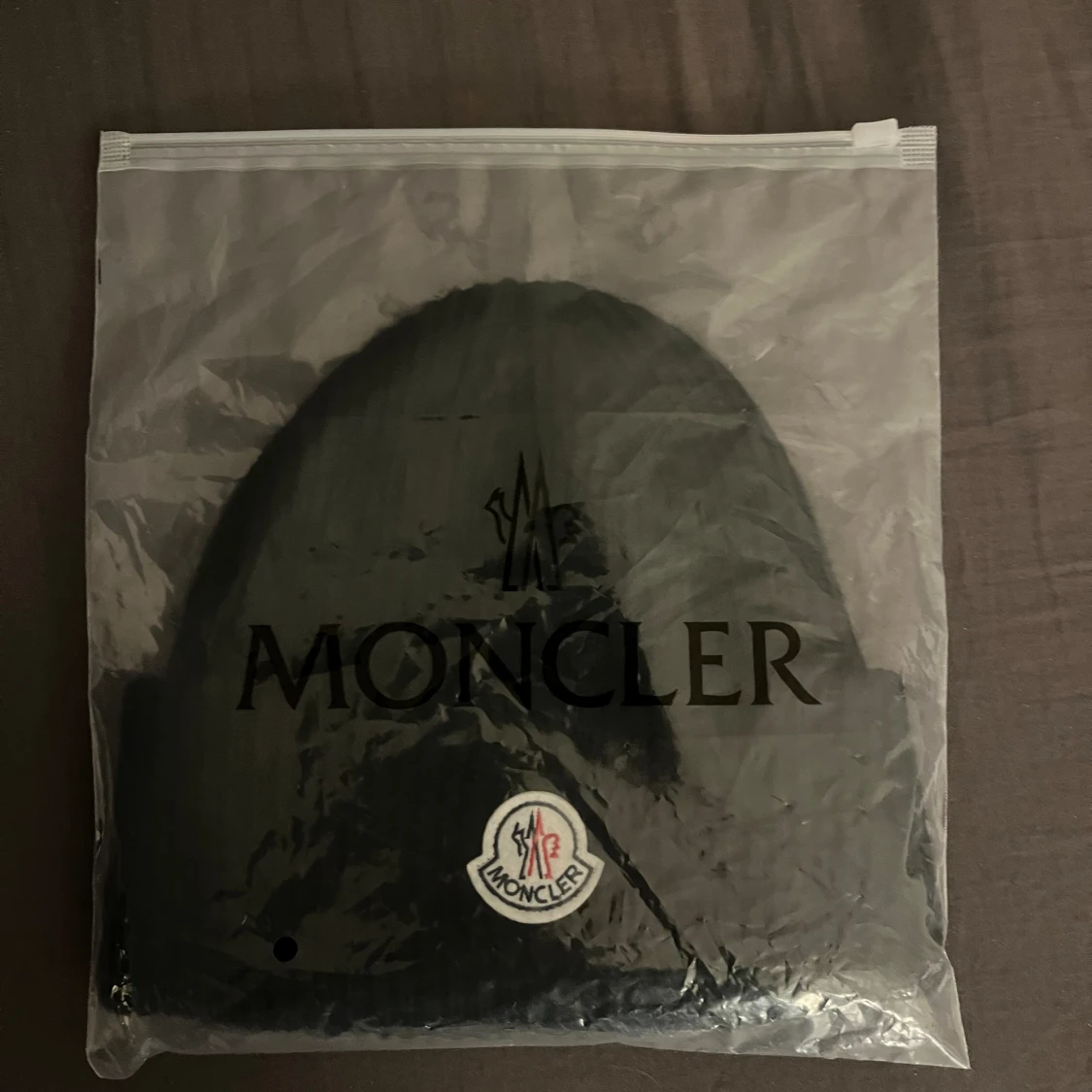 Moncler mössa - 90