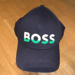 Hugo boss keps - Helt ny hugo boss keps. Nypris: 500