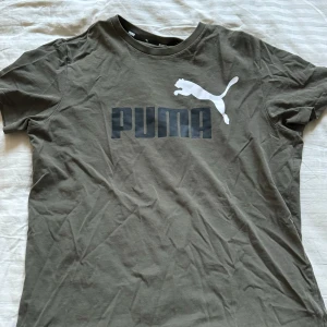 Puma t-shirt - Puma t-shirt. Inte använd!