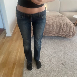 lågmidjade replay jeans  - fina lågmidjade från replay
