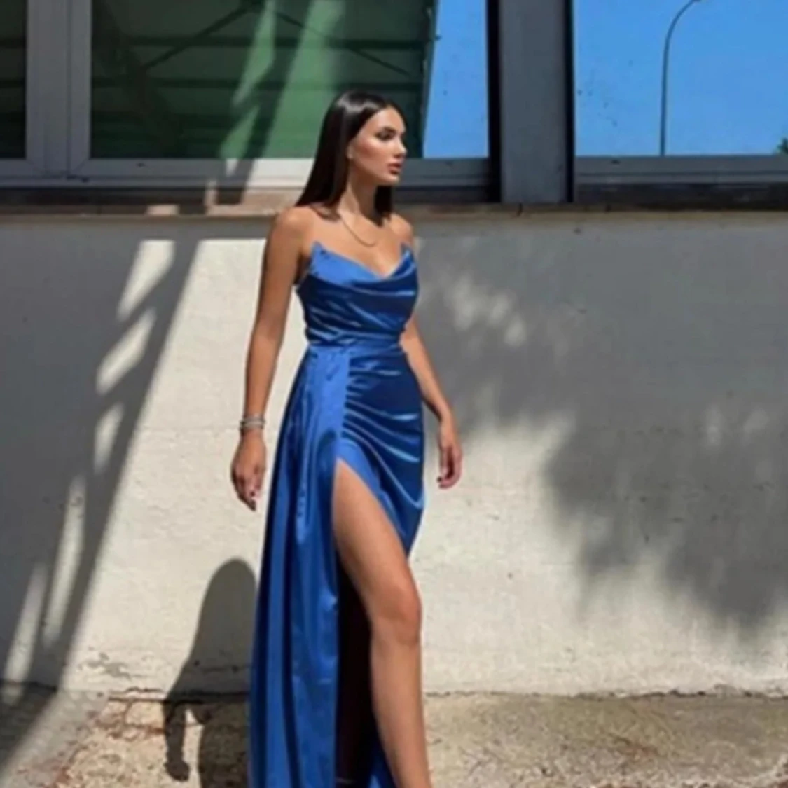 Säljer min fina blåa fest klänning. - 90