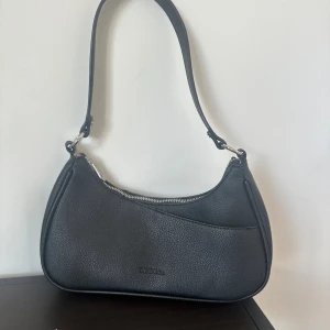 Väska Don Donna - Jättefint skick. Läder.