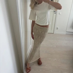 Virkad kjol - Superfin virkad maxikjol, jag är 175