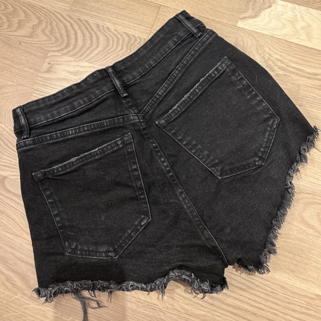 Zara shorts  - 90