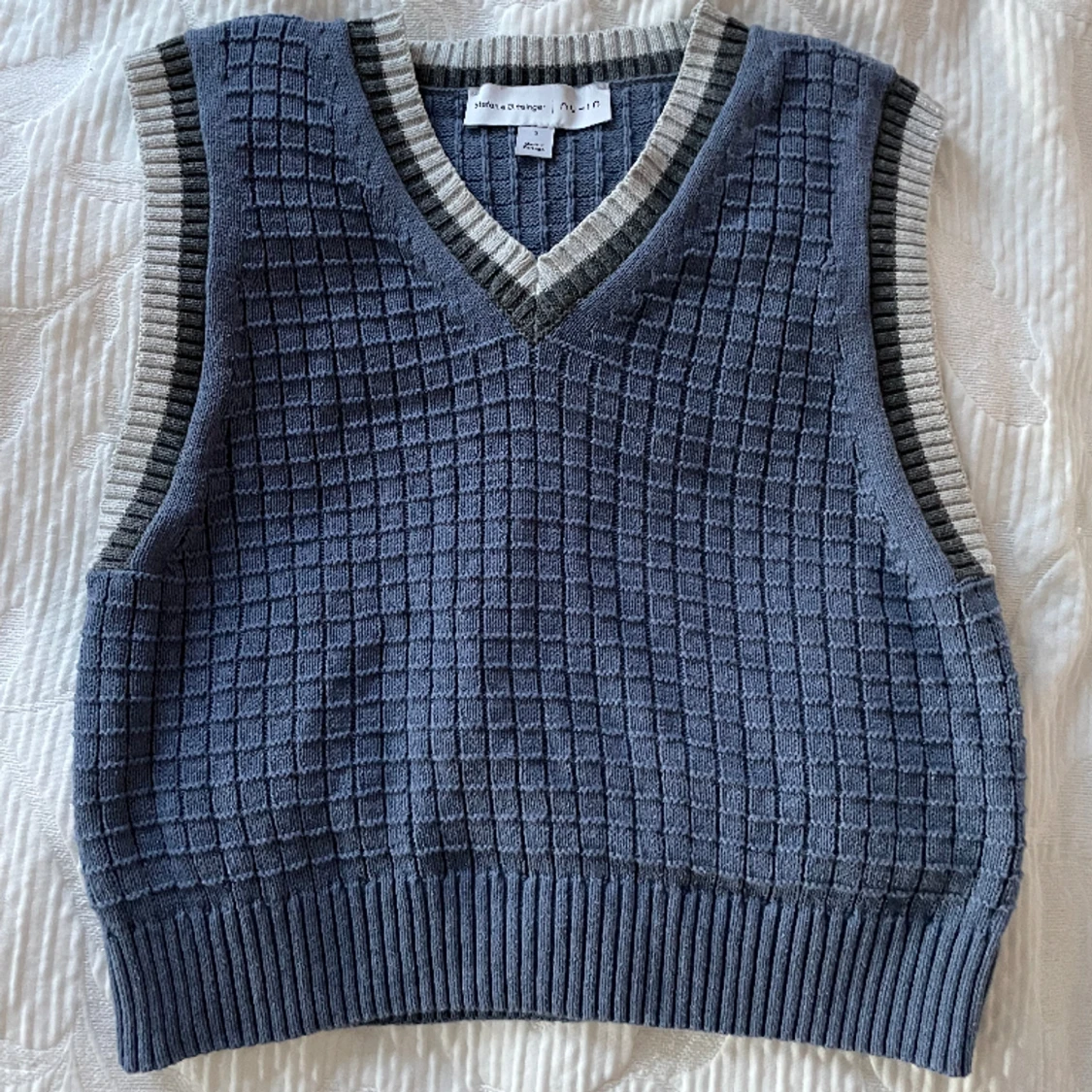 Stickad väst från nu-in - 90