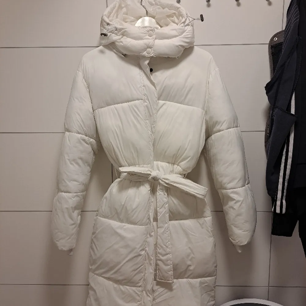 Varm vinterjacka, storlek s. Takit.