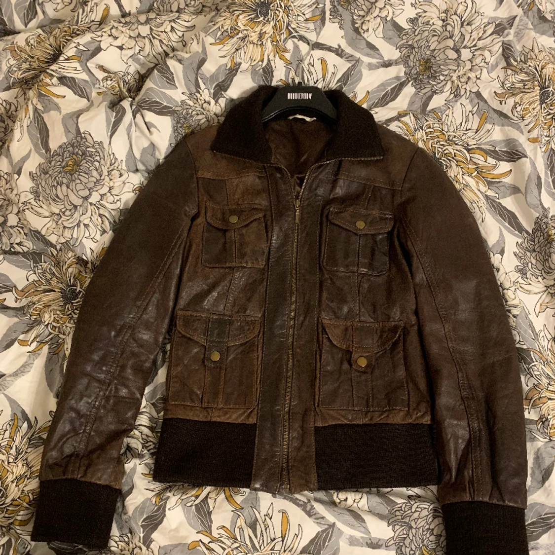 Brun fejk  läder jacka 