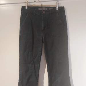 Low rise flare vero moda jeans. Köpt begagnad. Storlek W29/L32