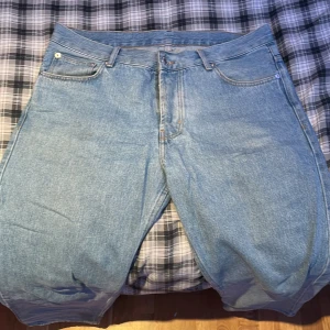 Sweet skate jeans loose - Knappt använda. Säljer pga använder inte 