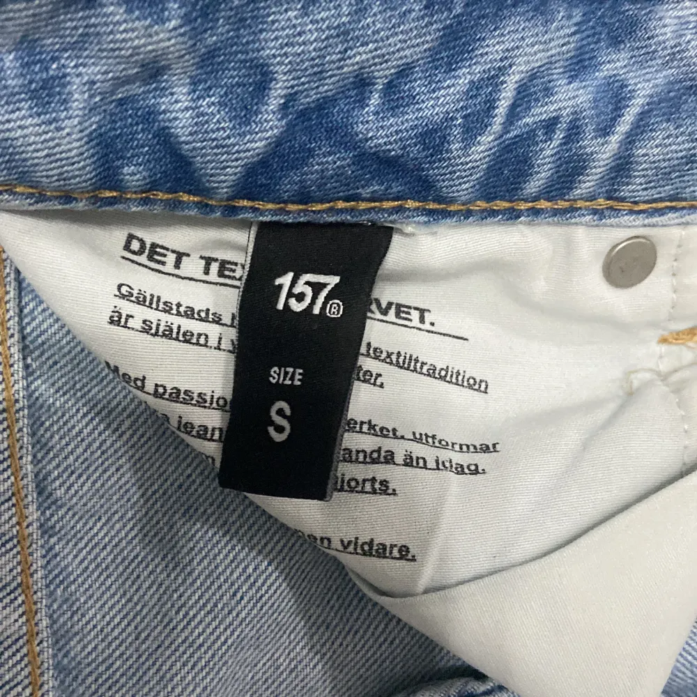 Jeans i storlek s, super bra skick och perfekta till våren!. Jeans & Byxor.