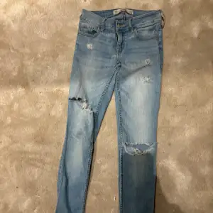 Skinny jeans, storlek W 23 L 29, knappt använda