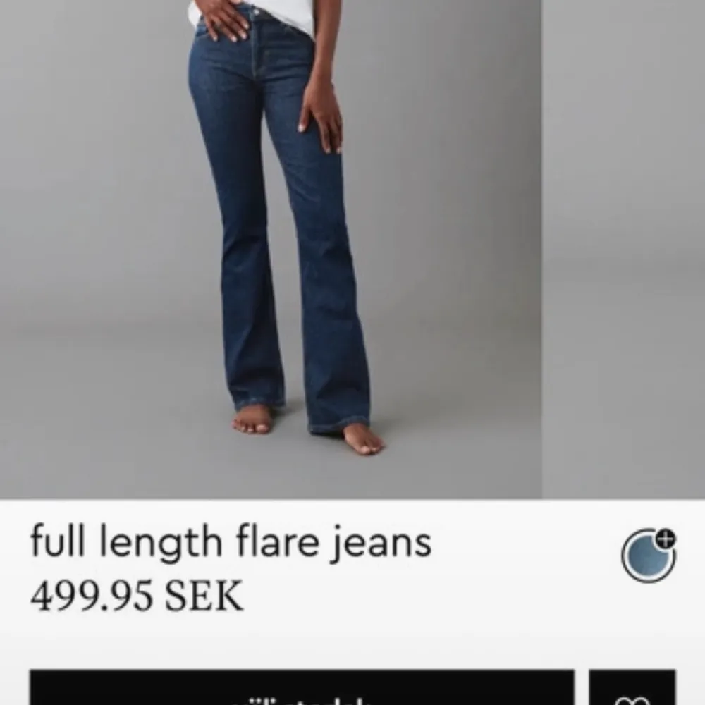 Säljer dessa jeans använda några gånger säljer eftersom jag har flera liknande passar mig perfekt i längden❤️. Jeans & Byxor.