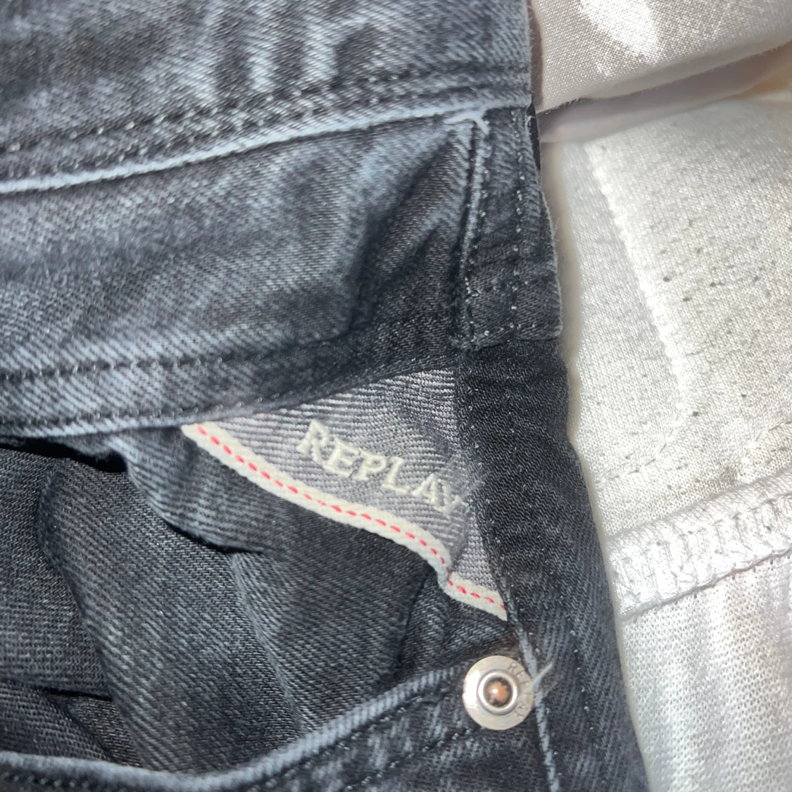 Svarta replay byxor - 91