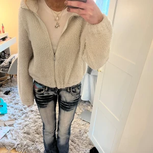 Teddy jacka - Så snygg Teddy jacka!!