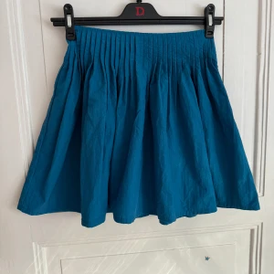 Ibby skirt från Monki - Bra skick blev aldrig använd 