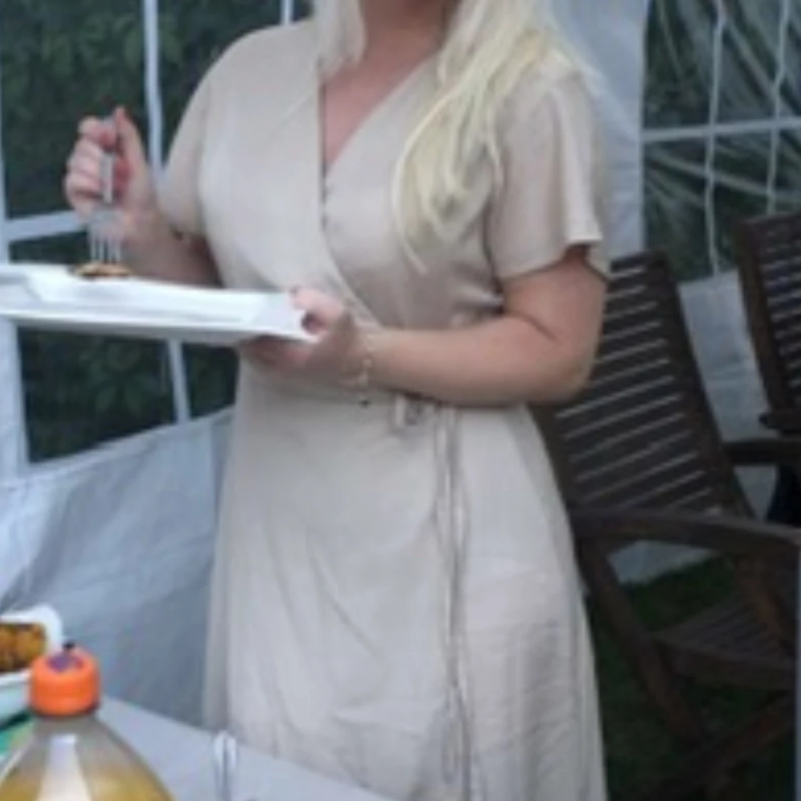 Fin beige långklänning  - 90