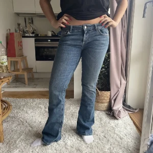 Lågmidjade jeans!! - Lågmidjade jeans från Zara, skit snygga😍 