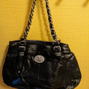 Väska - Svart väska från fris &company